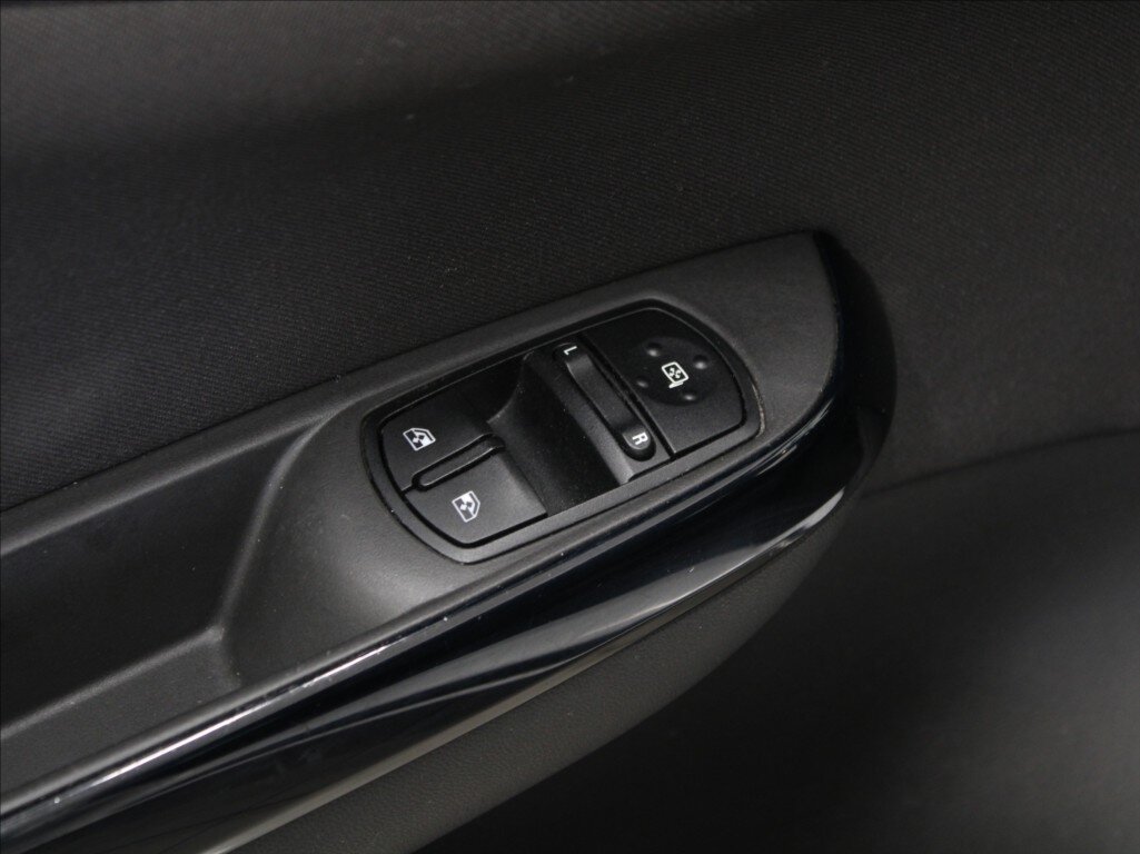 Opel Corsa Hatchback 1,2 l 51 kw