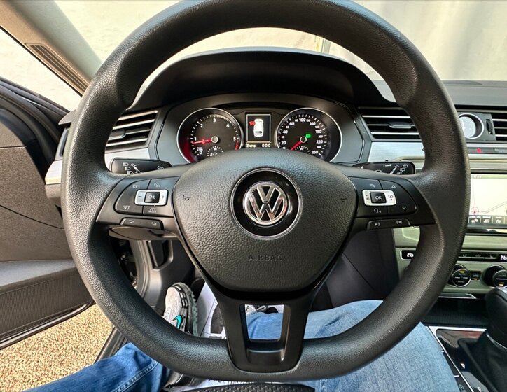 Volkswagen Passat Kombi 2,0 l 110 kw