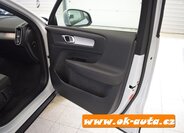 Volvo XC40 SUV 2,0 l 120 kw