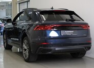 Audi Q8 3