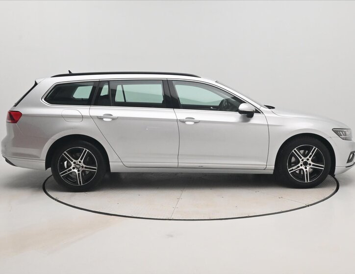 Volkswagen Passat Kombi 2,0 l 110 kw