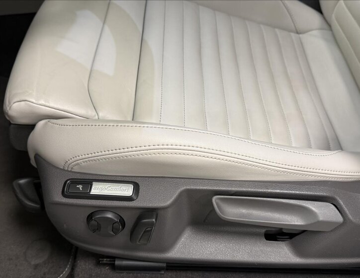 Volkswagen Passat Kombi 2,0 l 140 kw