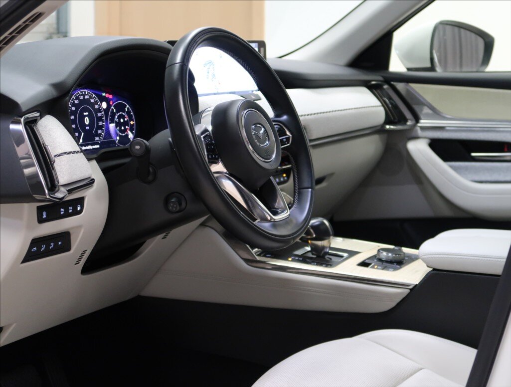 Mazda CX-60 SUV / Terénní 2,5 l 241 kw