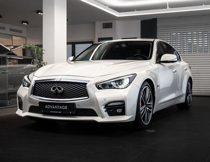 Infiniti Q50 1