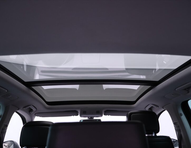 Volkswagen Touareg SUV / Terénní 3,0 l 176 kw