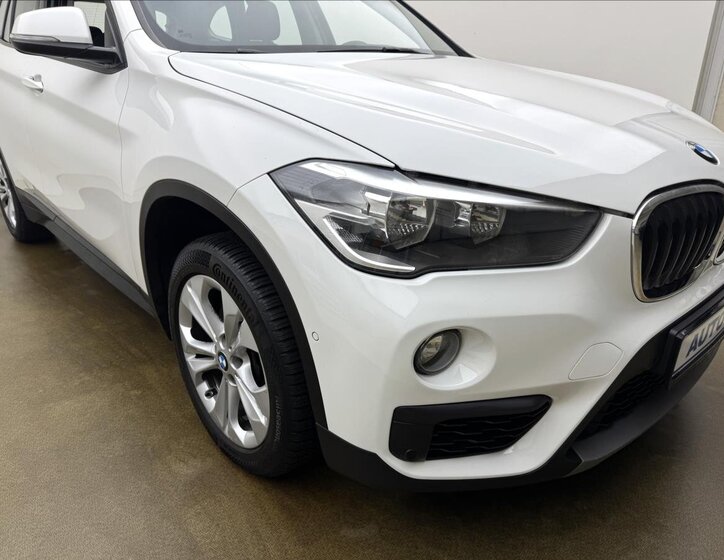 BMW X1 SUV 2,0 l 110 kw