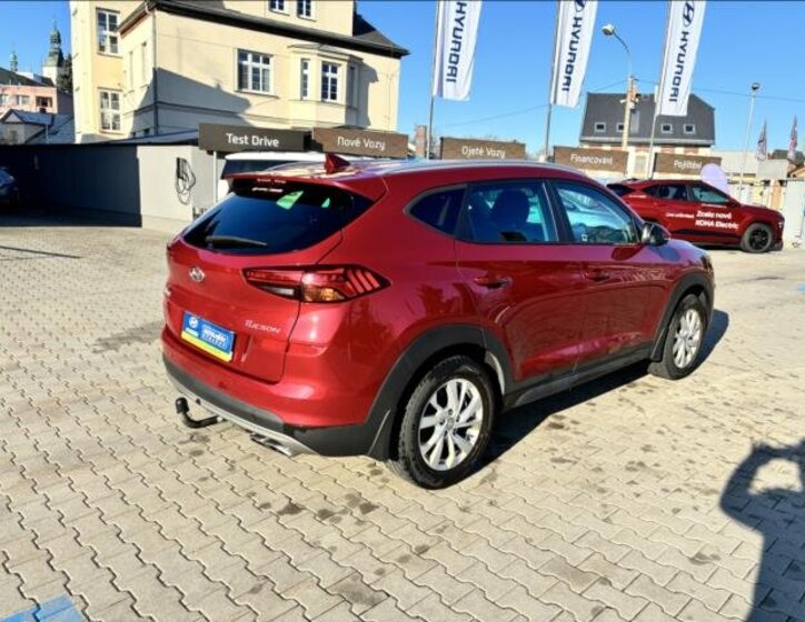 Hyundai Tucson SUV / Terénní 1,6 l 100 kw