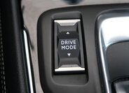 Opel Grandland SUV / Terénní 1,6 l 147 kw