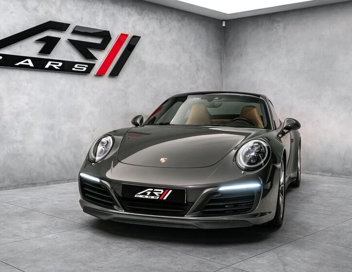 Porsche 911 Kupé 3,0 l 309 kw