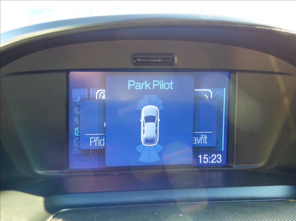 Ford Kuga SUV 2,0 l 110 kw