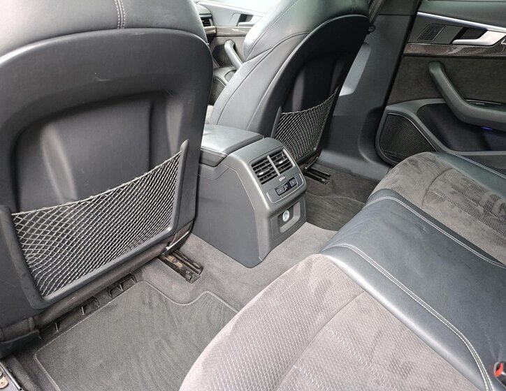 Audi S4 Kombi 3,0 l 260 kw