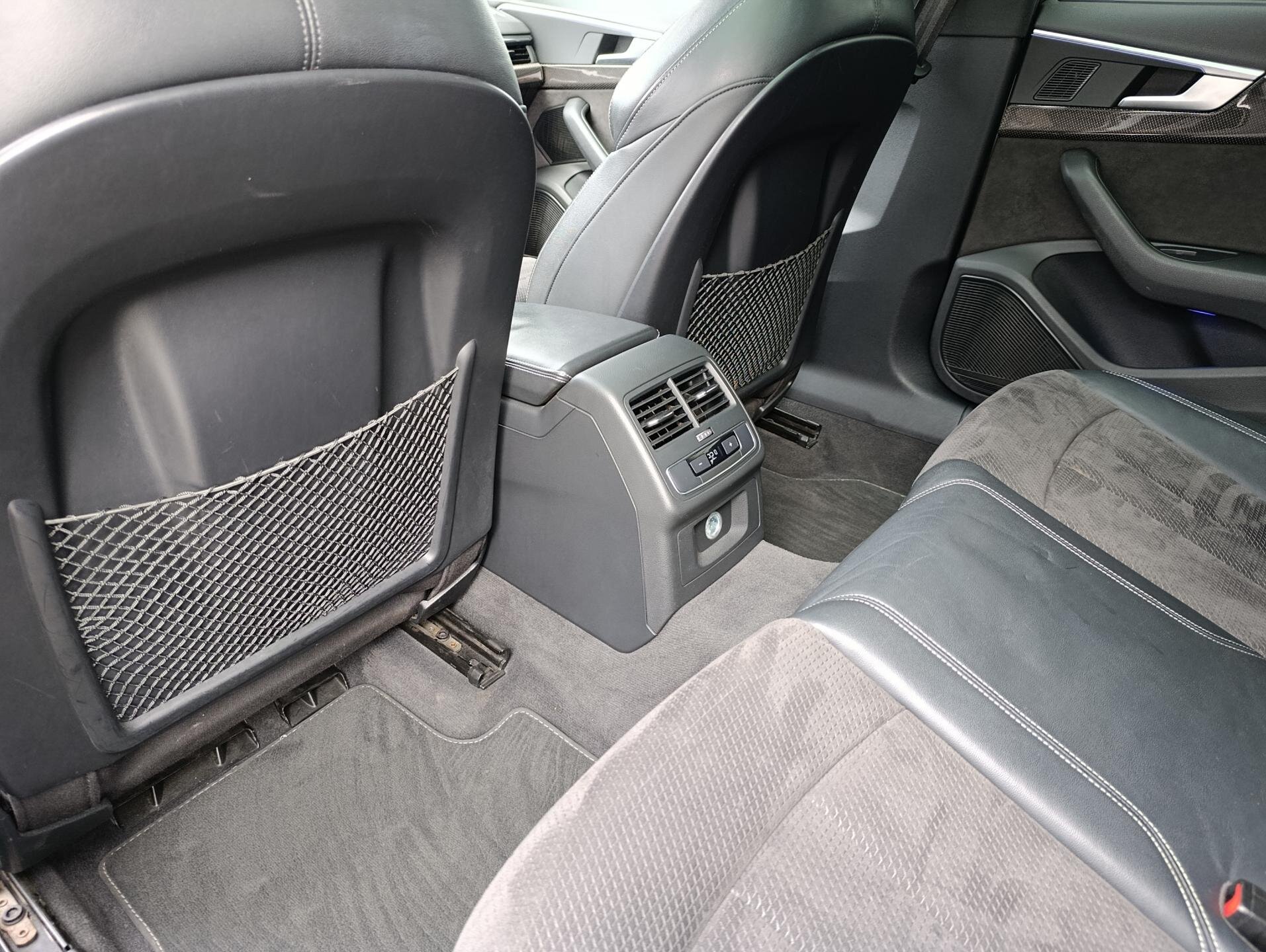 Audi S4 Kombi 3,0 l 260 kw