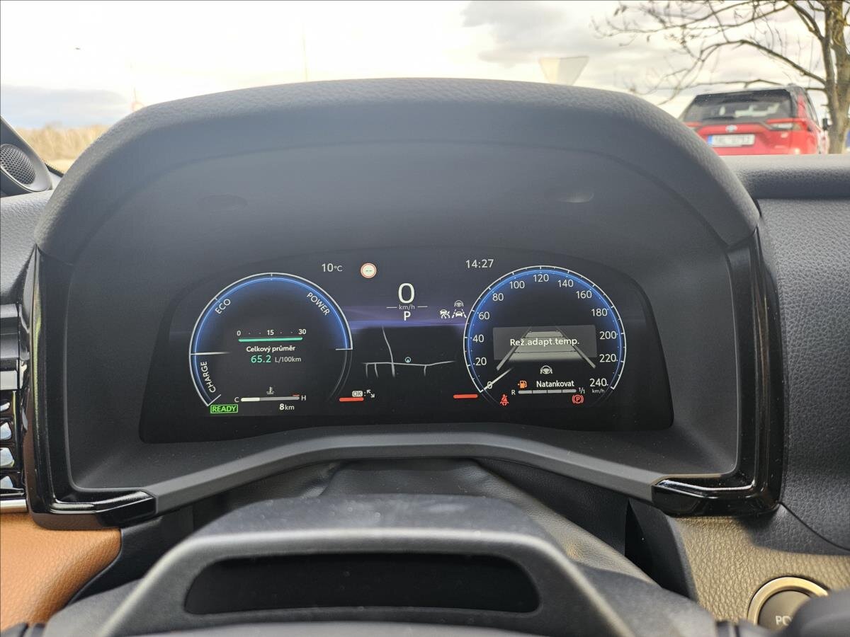 Toyota Camry Sedan / Limuzína 2,5 l 137 kw