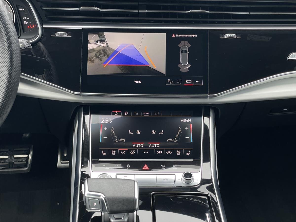 Audi Q7 SUV 3,0 l 210 kw