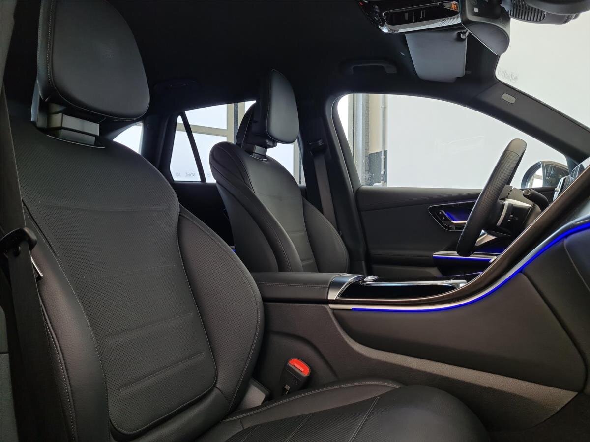 Mercedes-Benz GLC SUV 2,0 l 190 kw