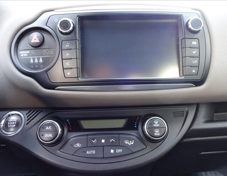 Toyota Yaris Kombi 1,3 l 73 kw