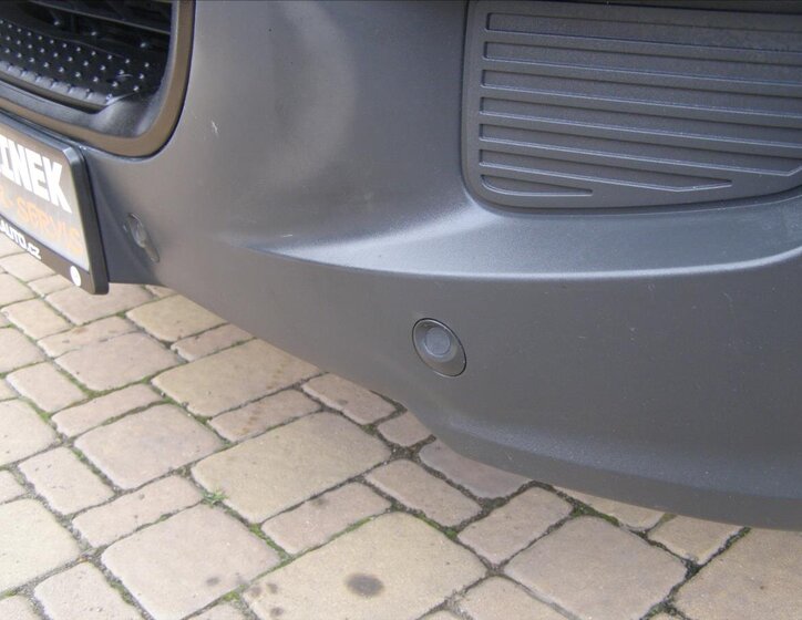 Volkswagen Crafter 9