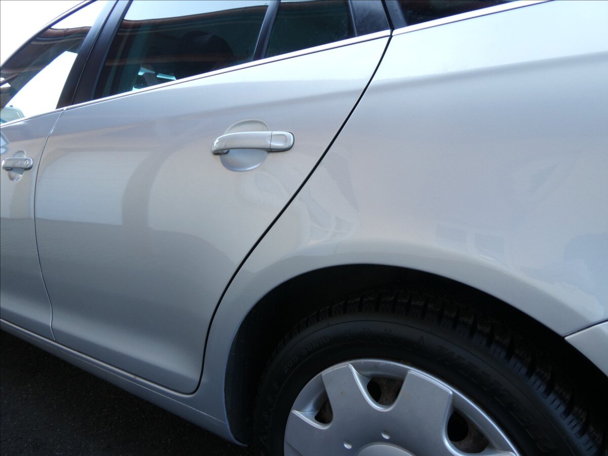 Volkswagen Golf Kombi 1,4 l 90 kw