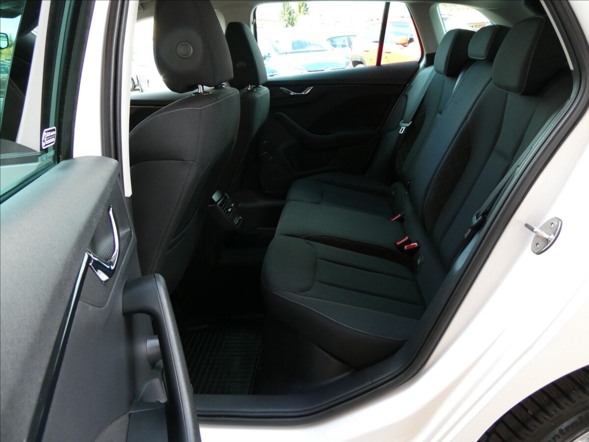 Škoda Scala Hatchback 999,0 81 kw