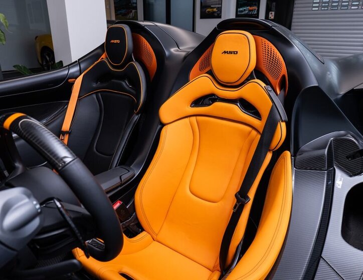 McLaren Elva Kabriolet 4,0 l 600 kw