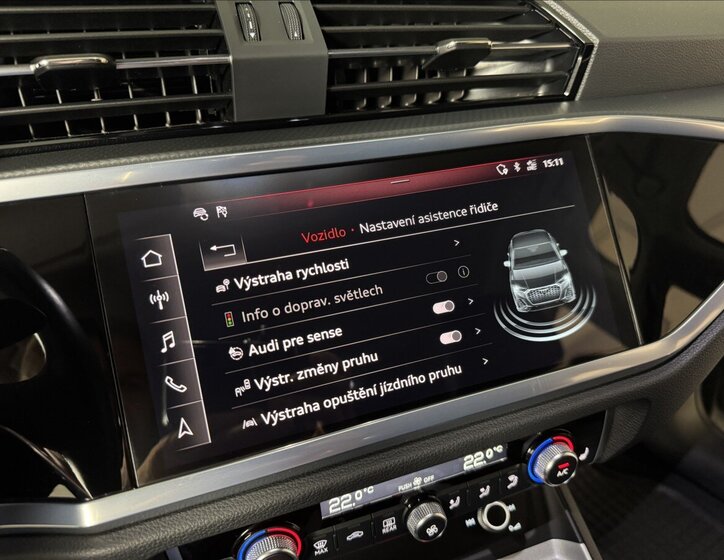 Audi Q3 SUV 2,0 l 140 kw