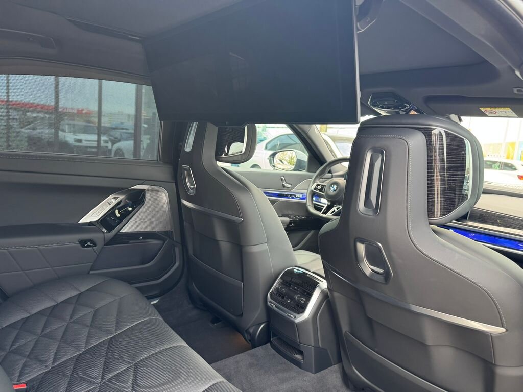 BMW Řada 7 Sedan / Limuzína 3,0 l 210 kw