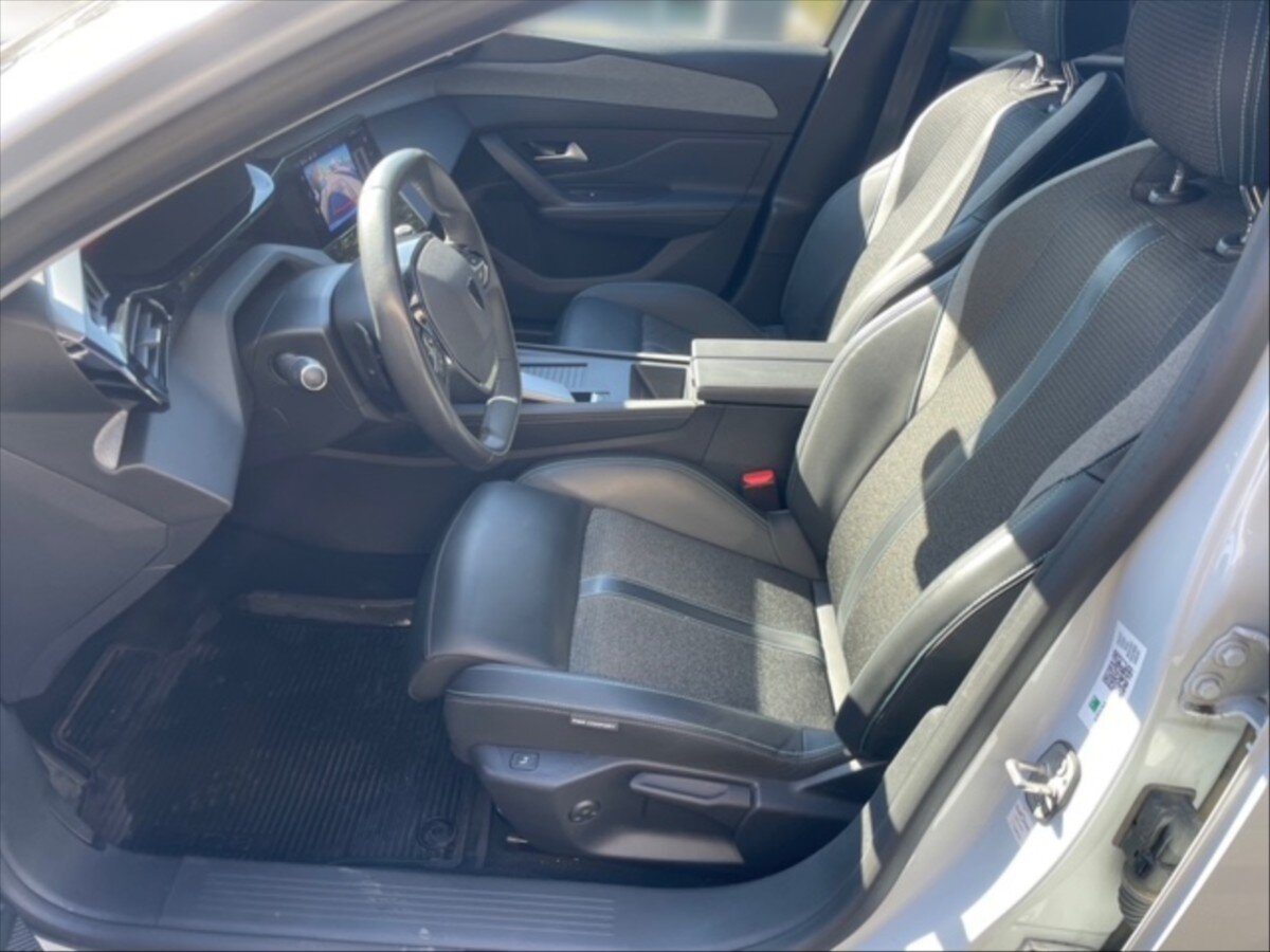 Peugeot 308 Kombi 1,5 l 96 kw