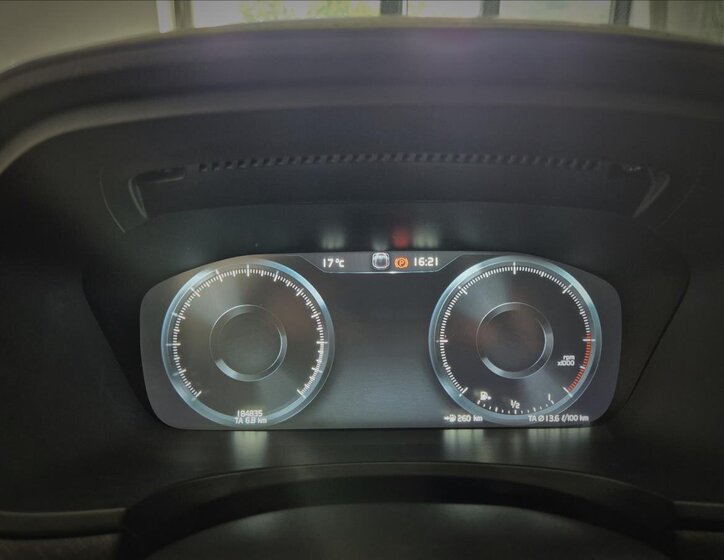 Volvo V90 Kombi 2,0 l 177 kw