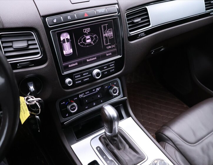 Volkswagen Touareg SUV 3,0 l 193 kw