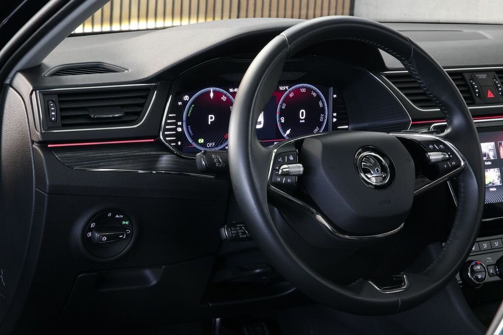 Škoda Superb Kombi 1,4 l 160 kw