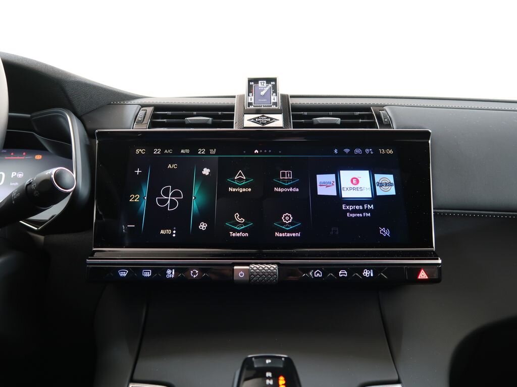 DS Automobiles DS7 Crossback