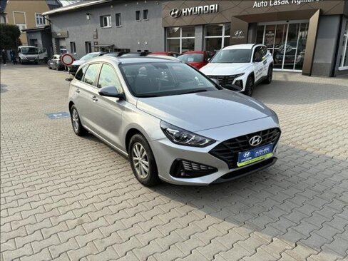 Hyundai i30 Kombi 1,6 l 85 kw