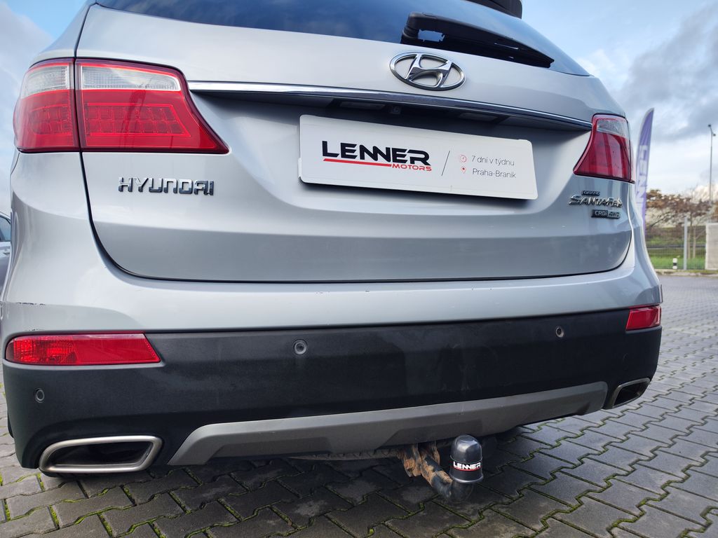 Hyundai Grand Santa Fe