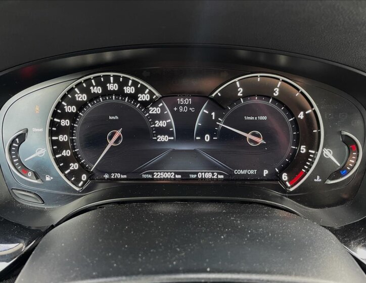 BMW Řada 5 Kombi 2,0 l 140 kw