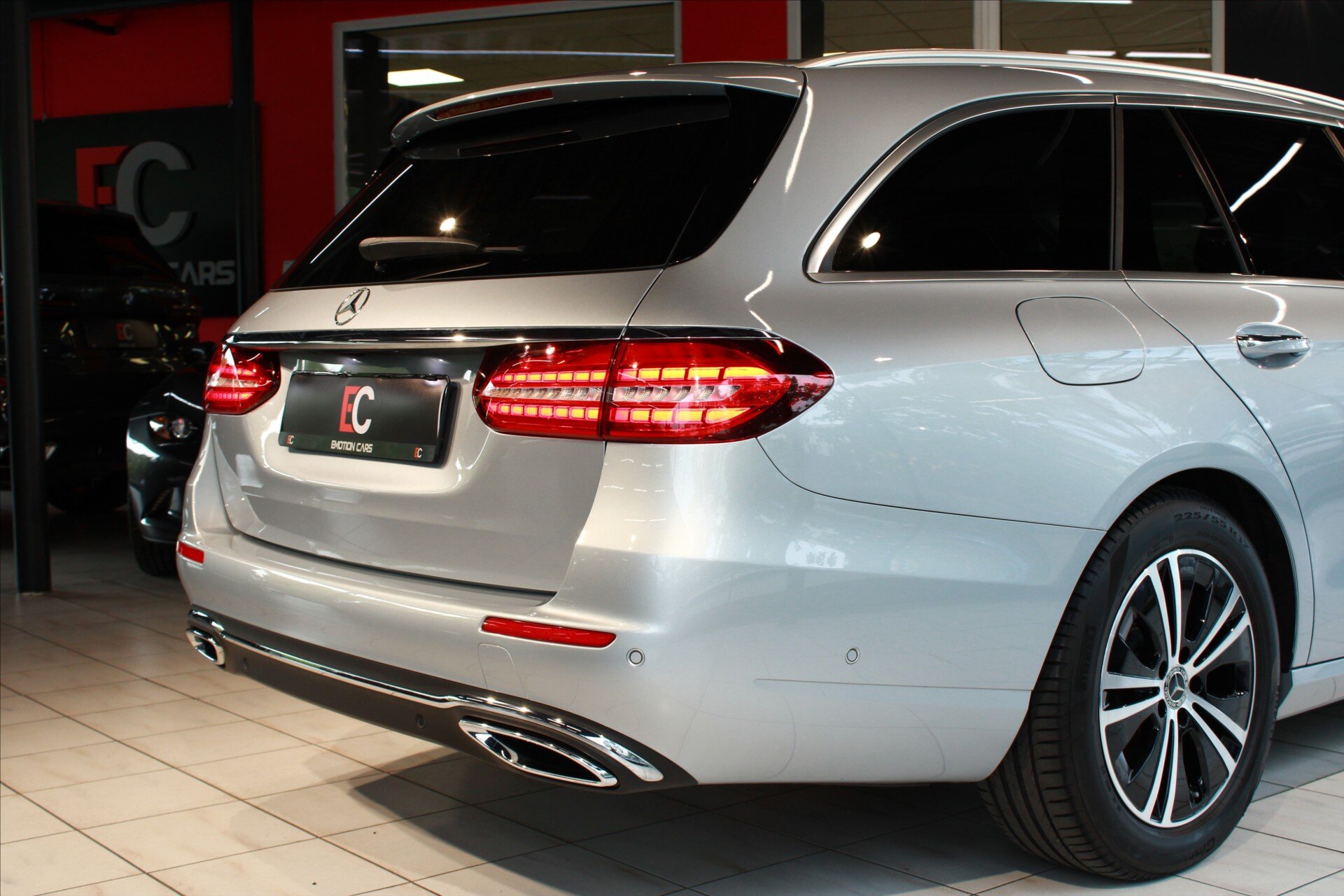 Mercedes-Benz Třídy E Kombi 2,0 l 147 kw