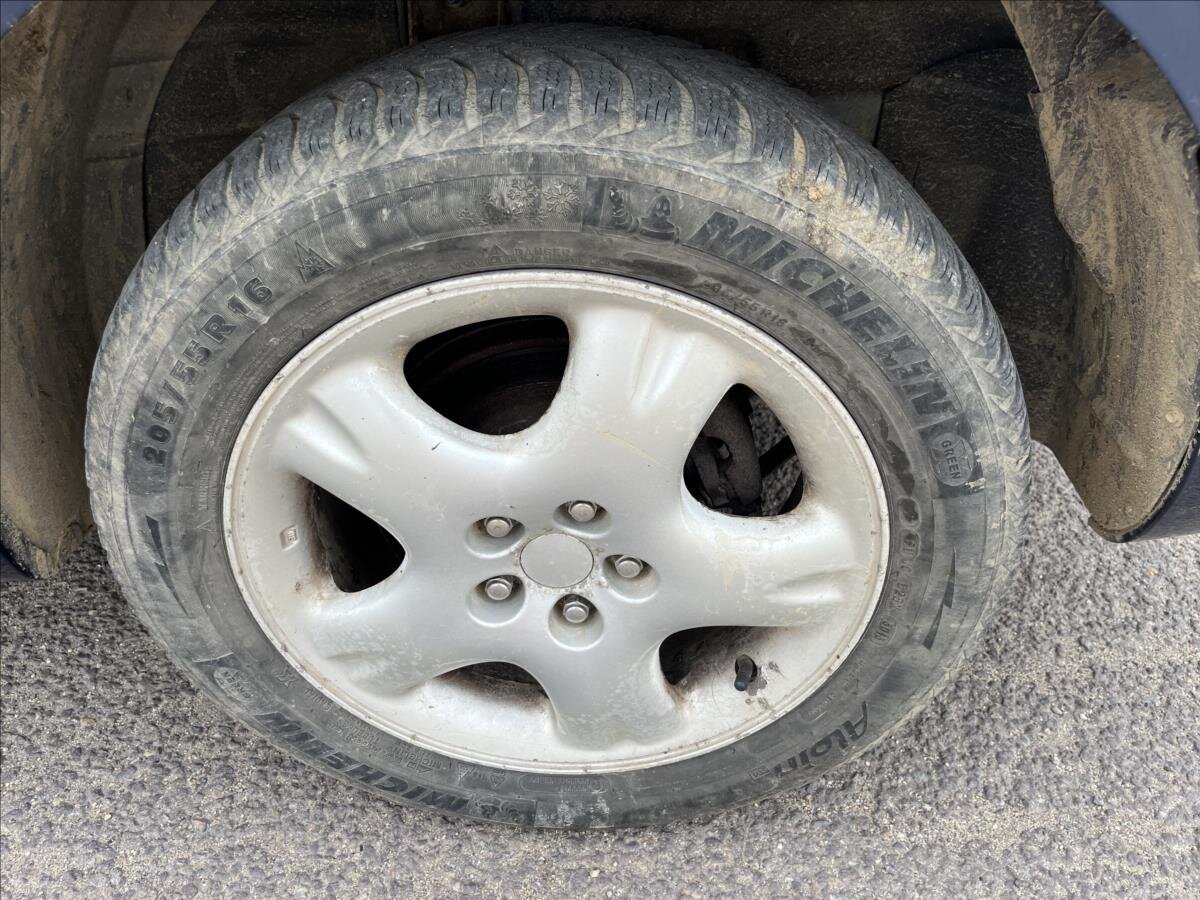 Chrysler PT Cruiser Hatchback 2,1 l 89 kw