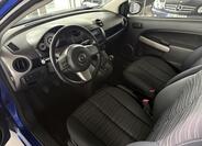 Mazda 2 7