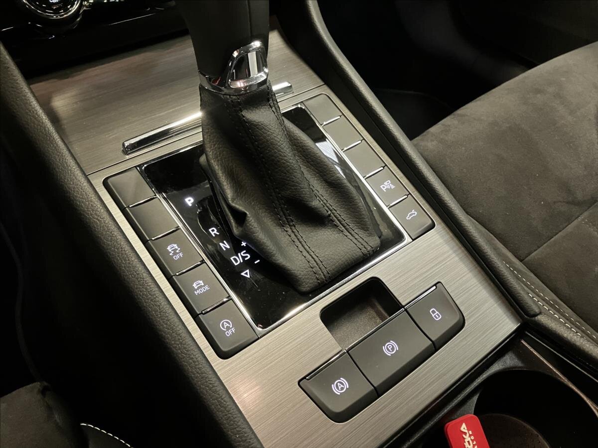 Škoda Superb Kombi 2,0 l 147 kw