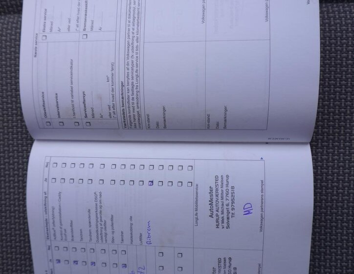 Volkswagen Caravelle 23