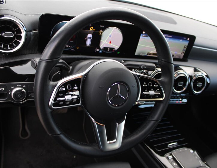 Mercedes-Benz CLA Kombi 2,0 l 85 kw