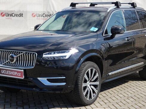 Volvo XC90 SUV / Terénní 2,0 l 223 kw