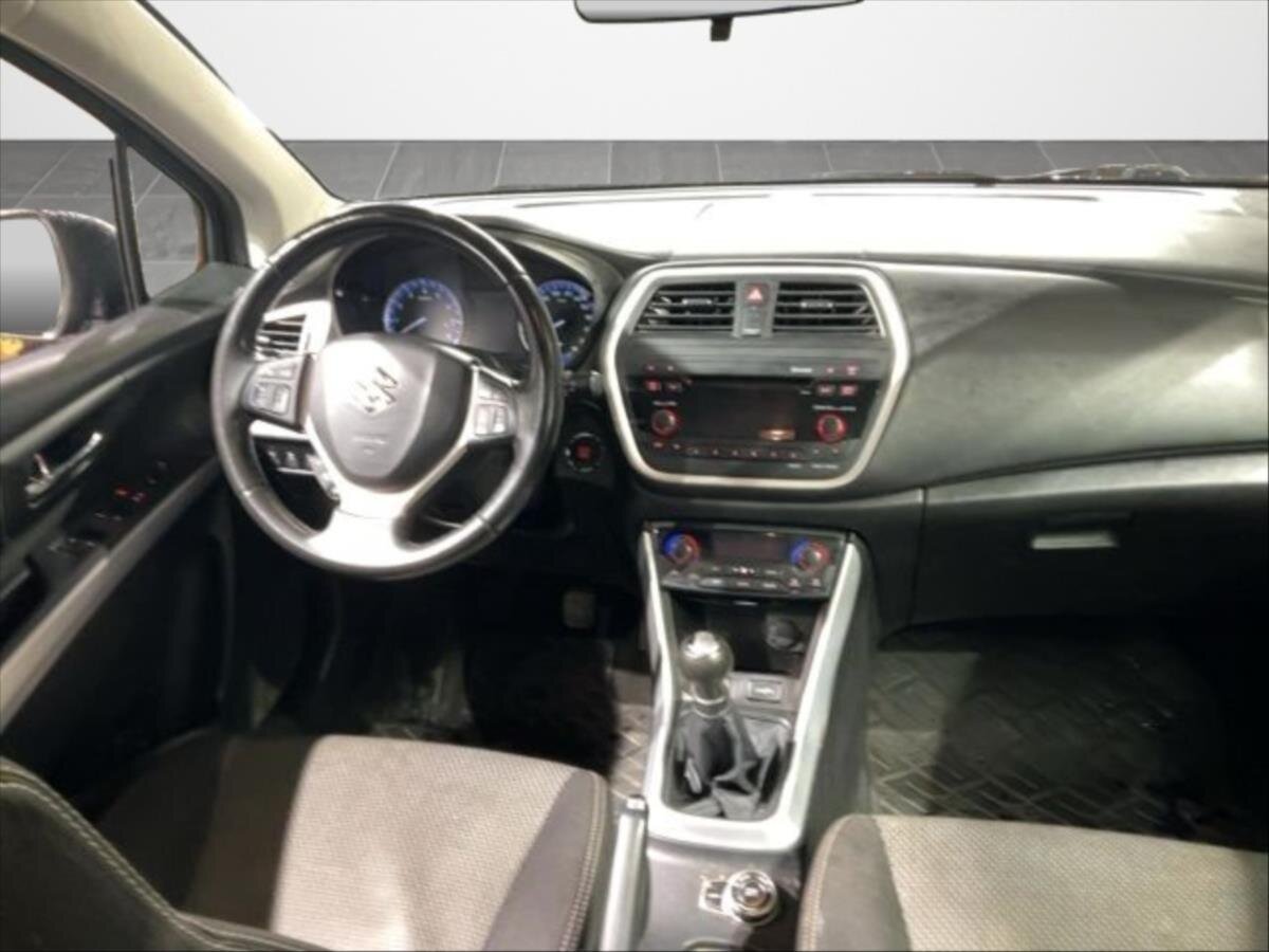 Suzuki SX4 Hatchback 1,6 l 88 kw