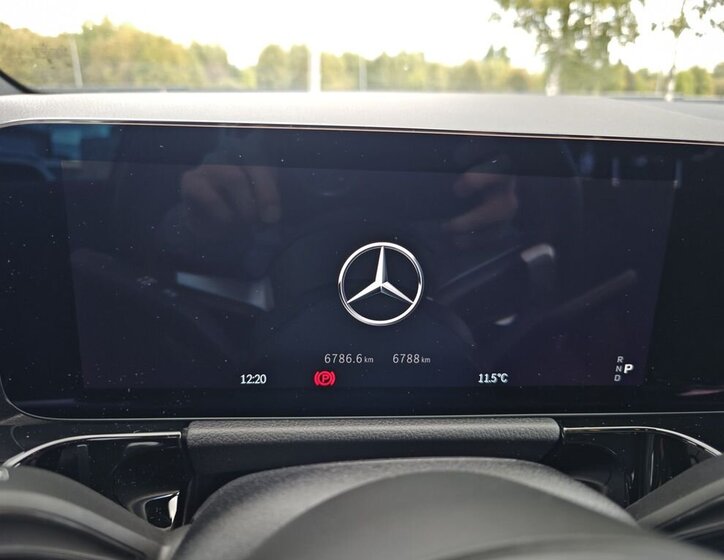 Mercedes-Benz GLA 13