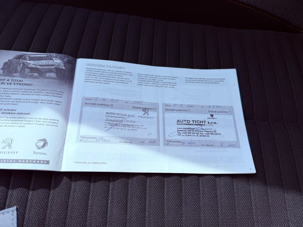 Peugeot 208 Hatchback 1,2 l 55 kw