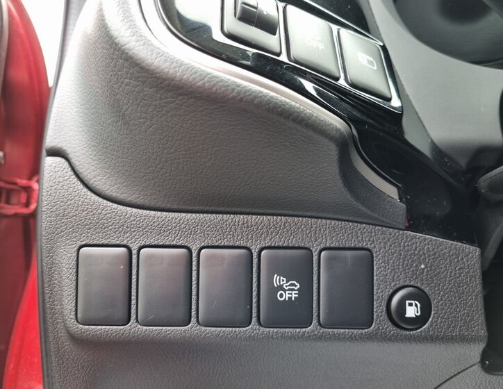 Mitsubishi Outlander SUV / Terénní 2,4 l 165 kw