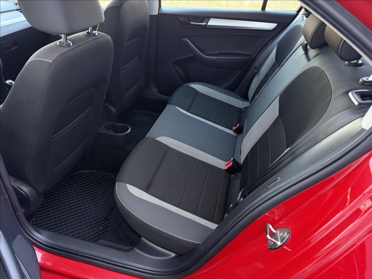 Škoda Rapid Sedan 999,0 81 kw