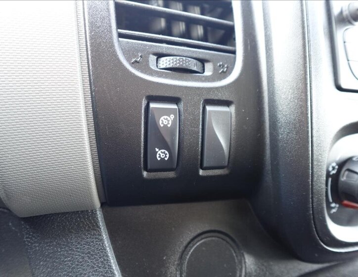 Renault Trafic Ostatní 1,6 l 89 kw