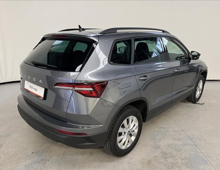 Škoda Karoq SUV 1,5 l 110 kw