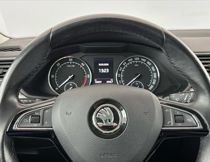 Škoda Superb Kombi 2,0 l 110 kw