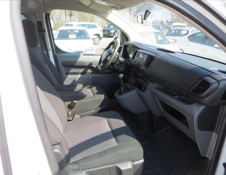 Citroën Jumpy Kombi 2,0 l 110 kw